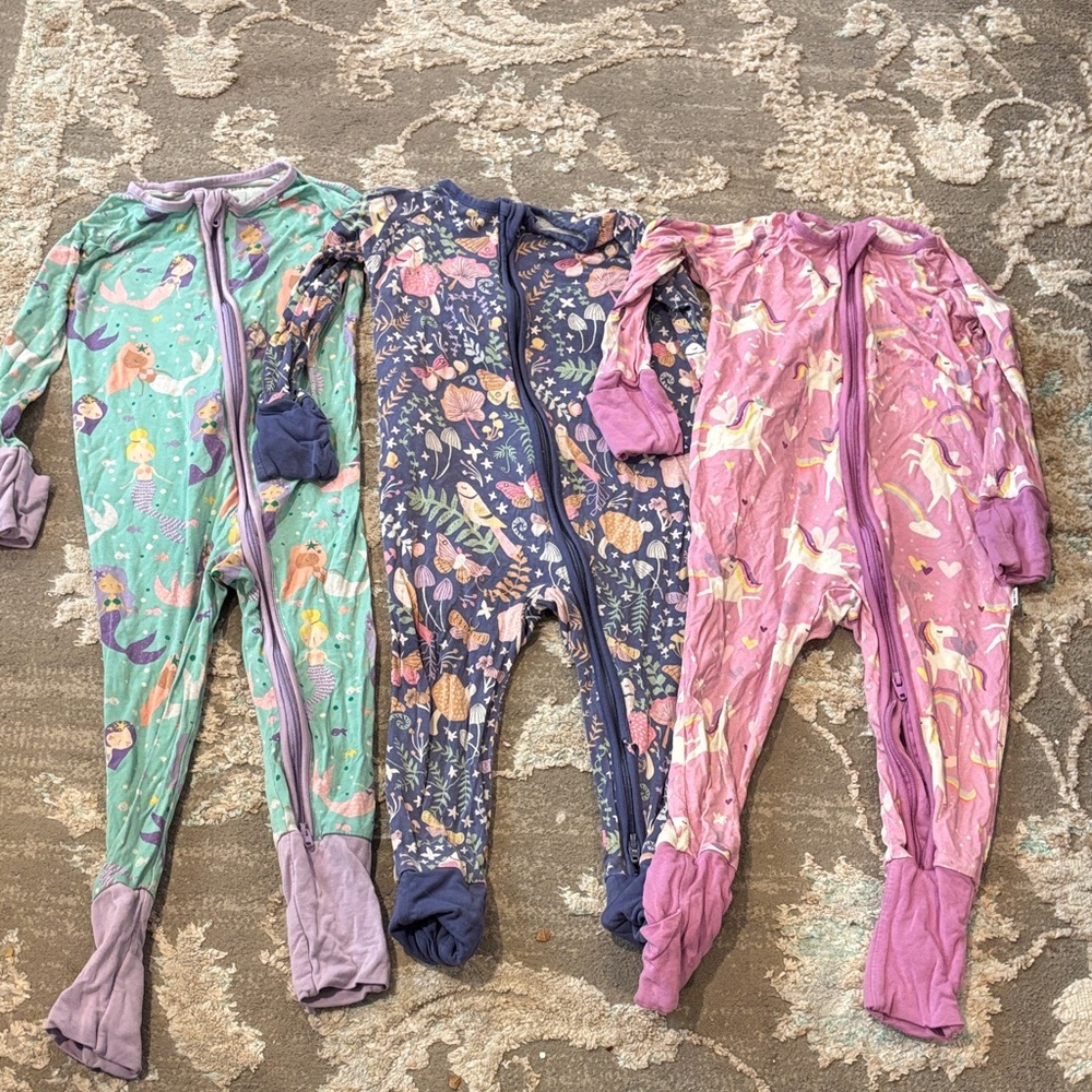 Little Sleepies 3pack 6-12M onesies (no feet)